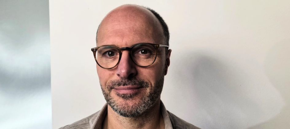 [Marketing Report TV] Maarten van Maaren over het multilocale advertentiebereik van Schiphol Media